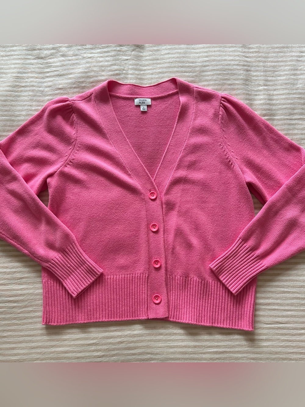 crown & ivy bubblegum pink cardigan / sz large